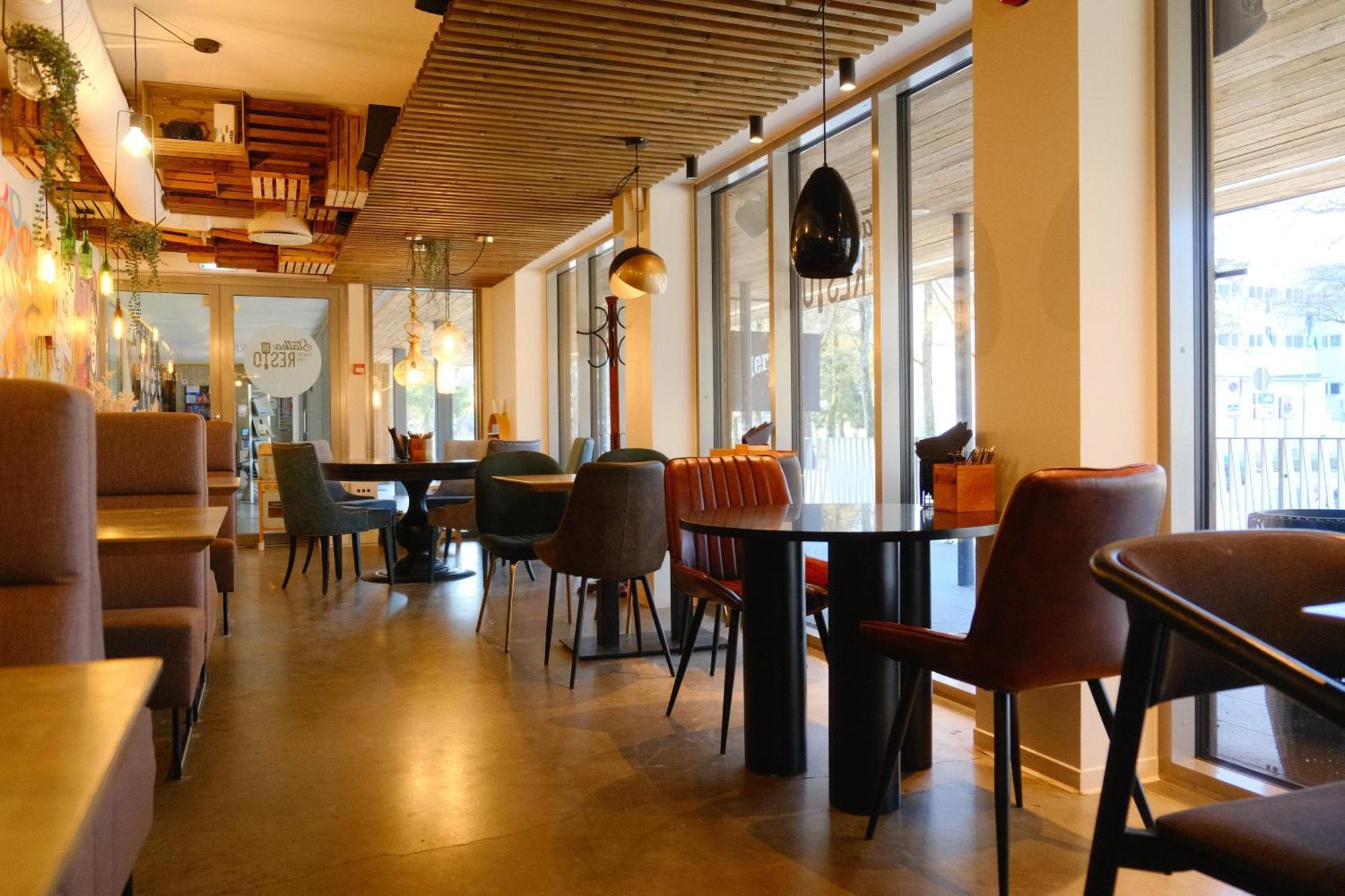 Paernu Rannastaadioni Hostel Екстер'єр фото