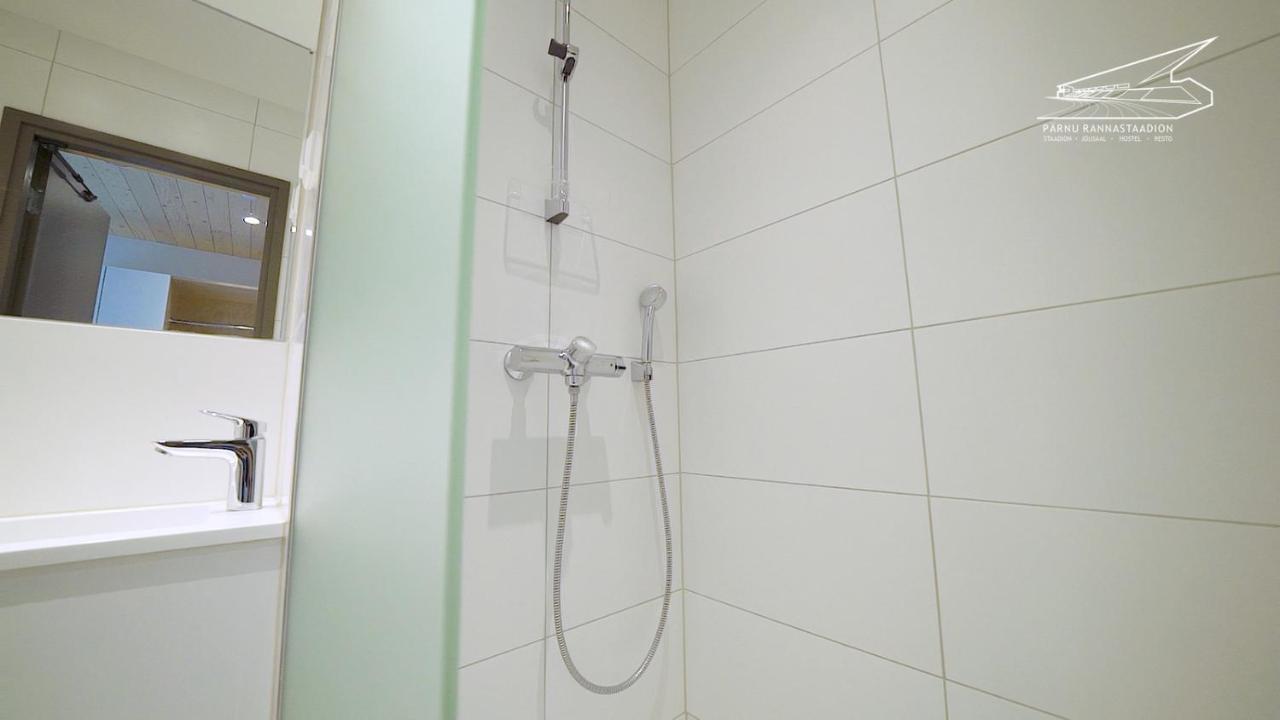 Paernu Rannastaadioni Hostel Екстер'єр фото